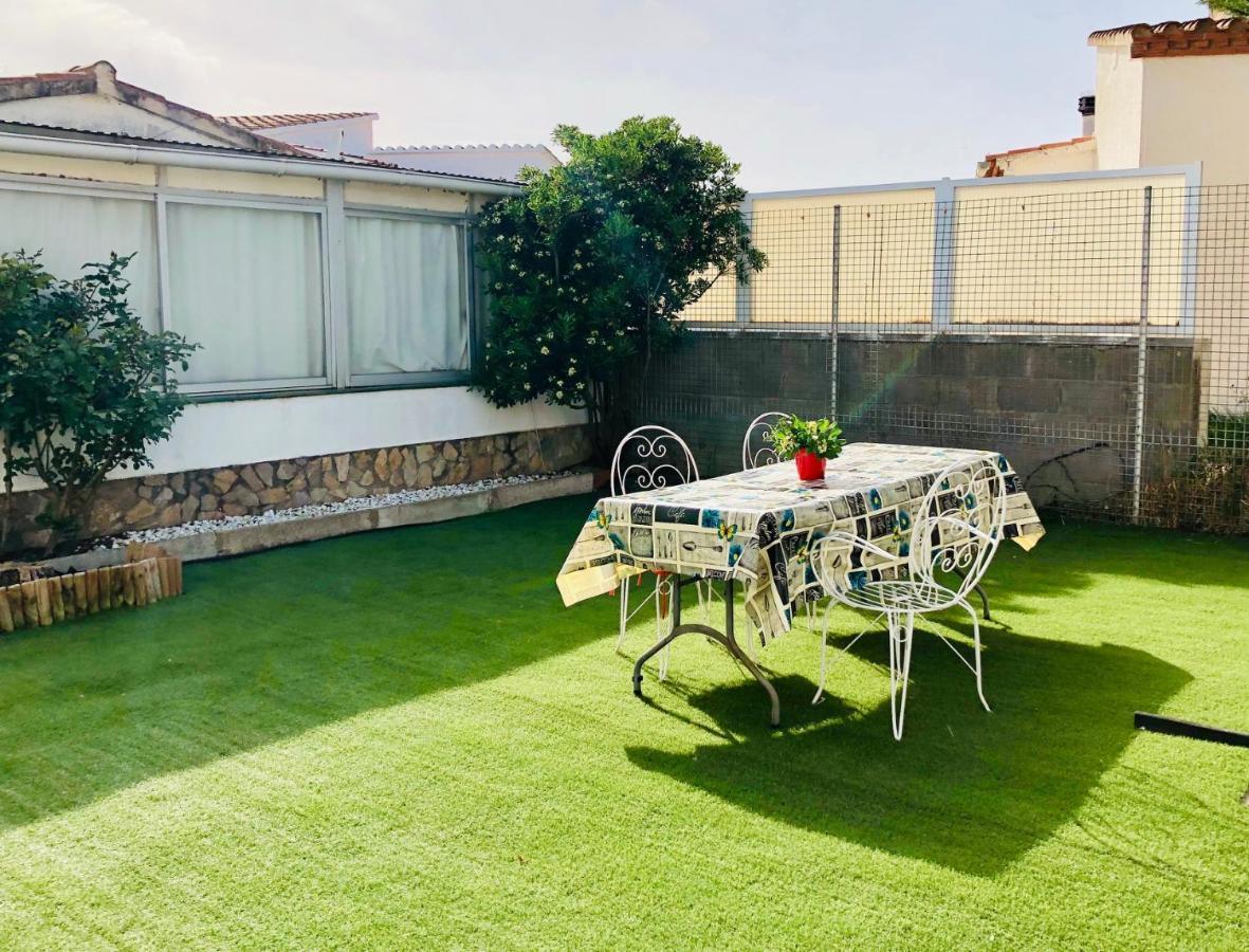 فيلا Magnifica Casa Con Jardin Y Barbacoa En روساس المظهر الخارجي الصورة
