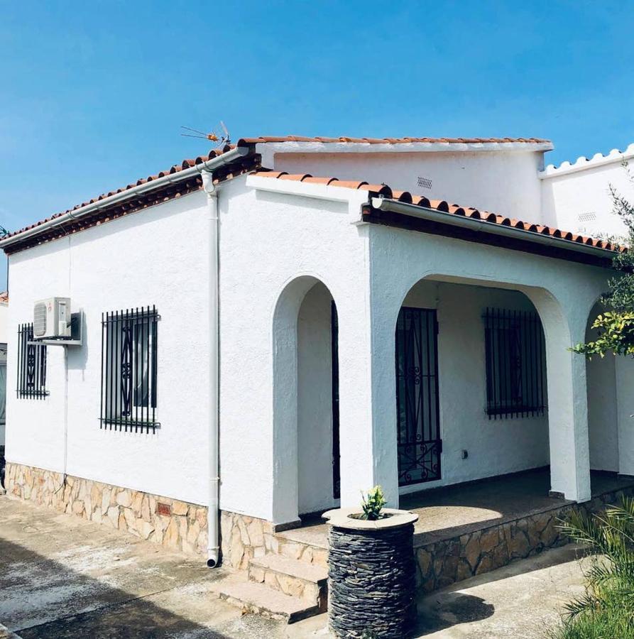 فيلا Magnifica Casa Con Jardin Y Barbacoa En روساس المظهر الخارجي الصورة